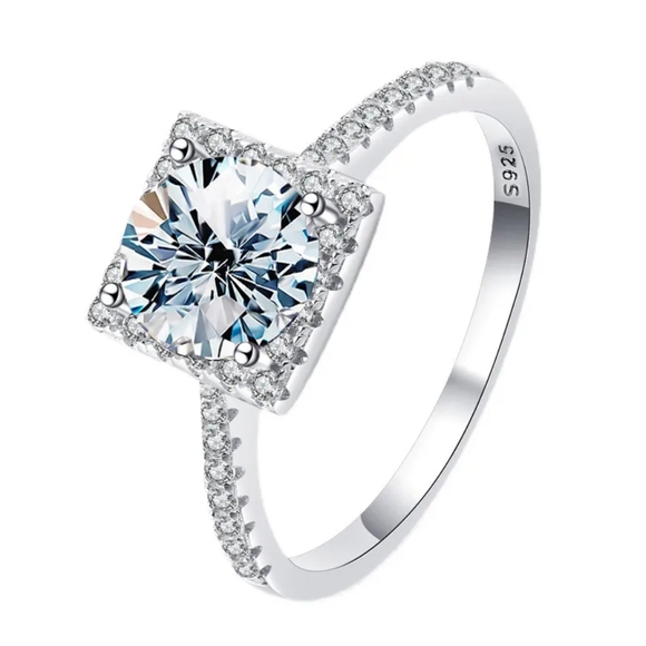 New! Certified 1ct  t.w. Moissanite square Brillant cut Engagement Weeding Ring. - Picture 1 of 5